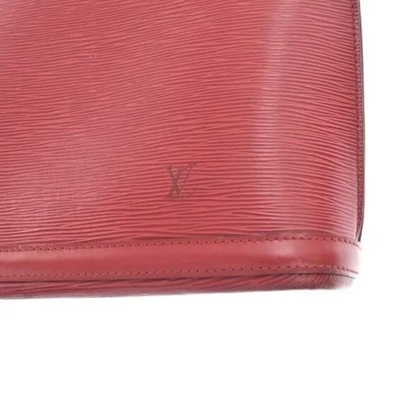 Louis Vuitton Handbag - Picture 8 of 12